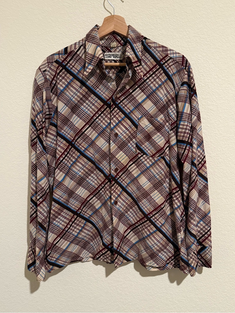 Vintage 70s Spire Plaid Button Down Shirt Nylon Men's Large USA